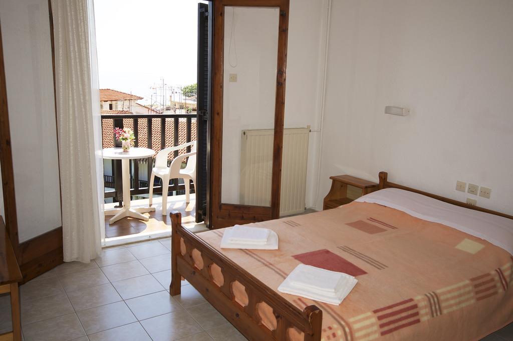 Hotel Sevilli Agios Ioannis  Стая снимка
